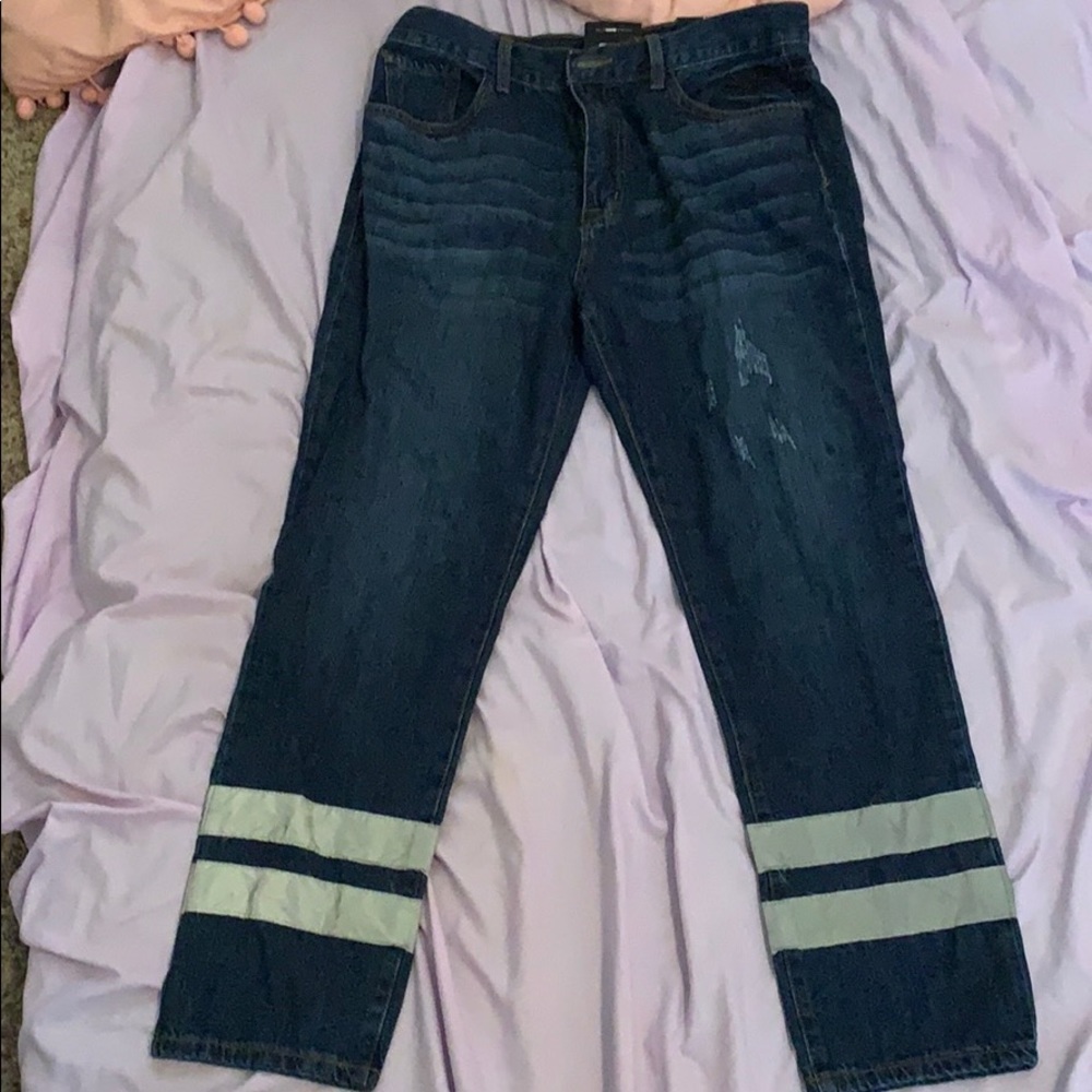 Boyfriend jeans.